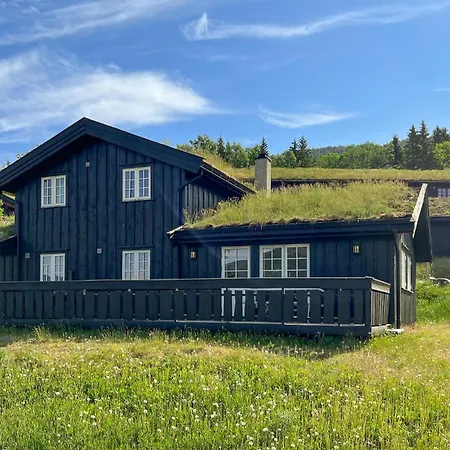 Nice Home In Oyer With Sauna Øyer